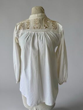 Vtg 60s Handmade Embroidered White Tunic Peasant Top Sz XS/S Pleated Modest